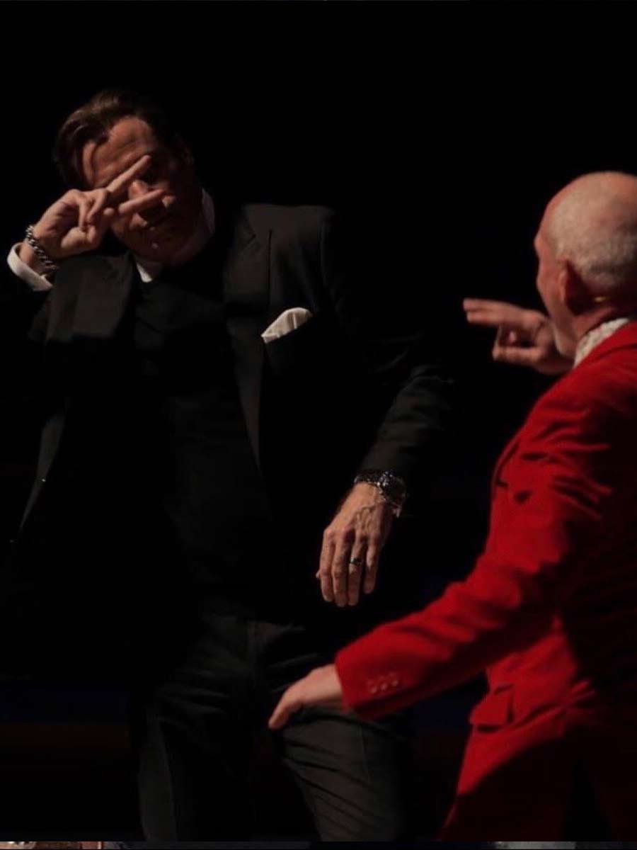 galleryhomepageTravolta1